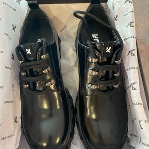 Koi footwear platform shoes new, black US 11 Women